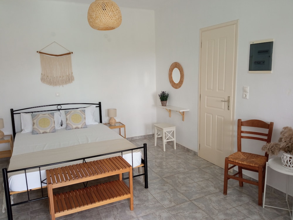 Basic Double Room