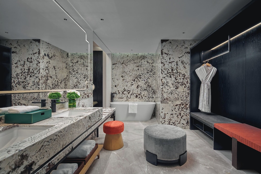 Suite, 1 Bedroom (Outdoor Living Area)