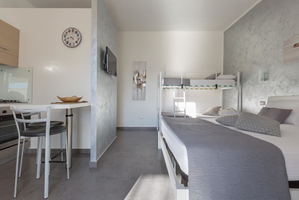 Basic Studio (1294-Monolocale Cloe)