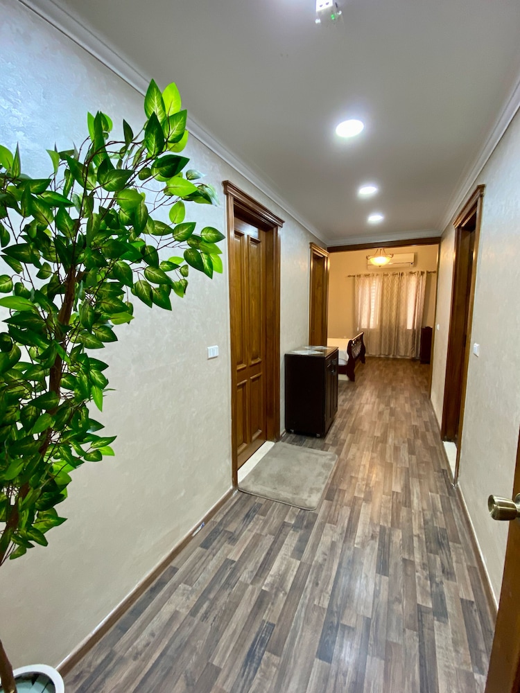 Presidential Villa, Patio, Garden View photo 1
