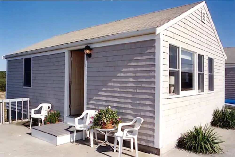 2 Bedroom Cottage photo 2