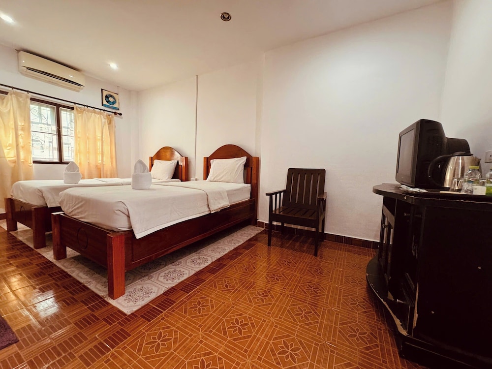 Economy Double or Twin Room