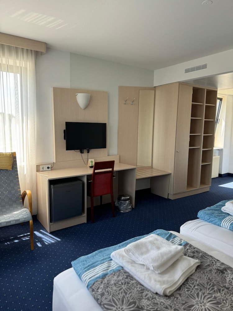 Classic Double Room, Private Bathroom (Doppelzimmer mit DB ) photo 1