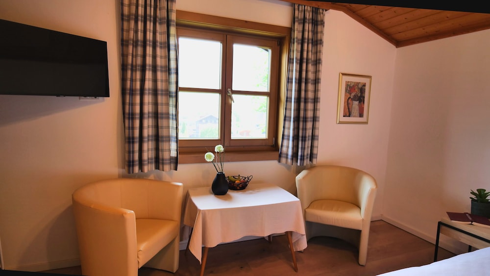Standard Room, 1 Bedroom, Mountain View, Garden Area photo 3