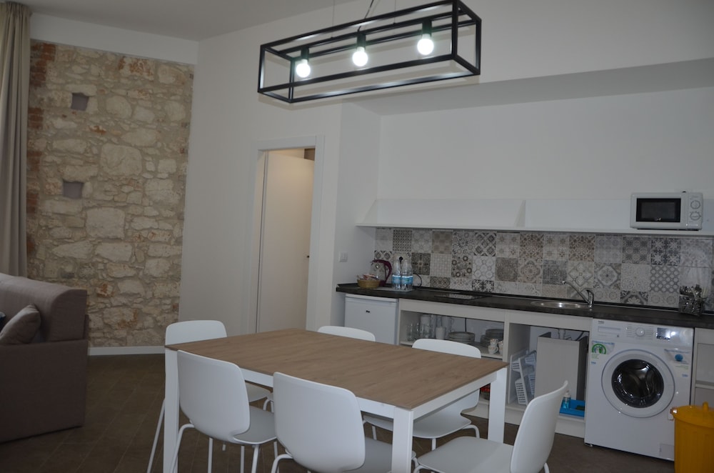 Apartment, 2 Bedrooms, Balcony photo 1