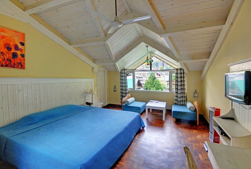 Deluxe Double Room, 1 Double Bed, Non Smoking, Garden View
