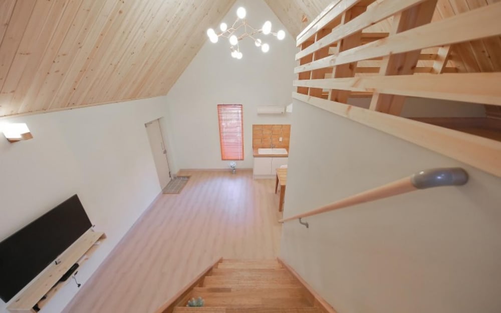 Room (Stella 7 (Duplex Unshared House)) photo 2