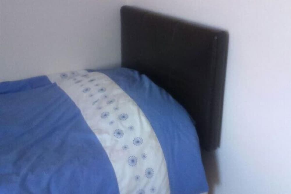House, 4 Bedrooms photo 2