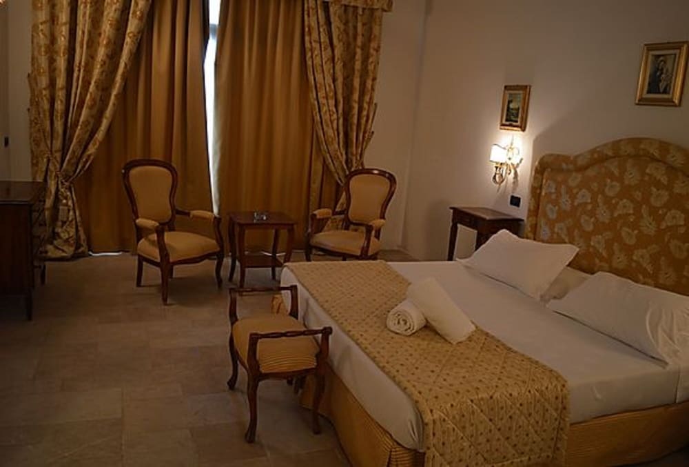 Classic Double or Twin Room