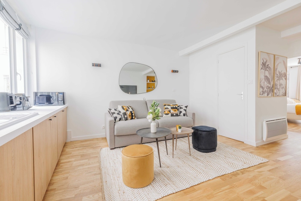 Apartment photo 3