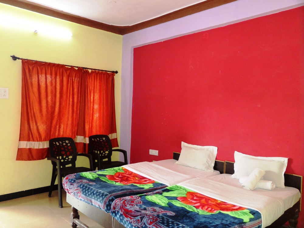 Economy Double Room, 1 Double Bed photo 2
