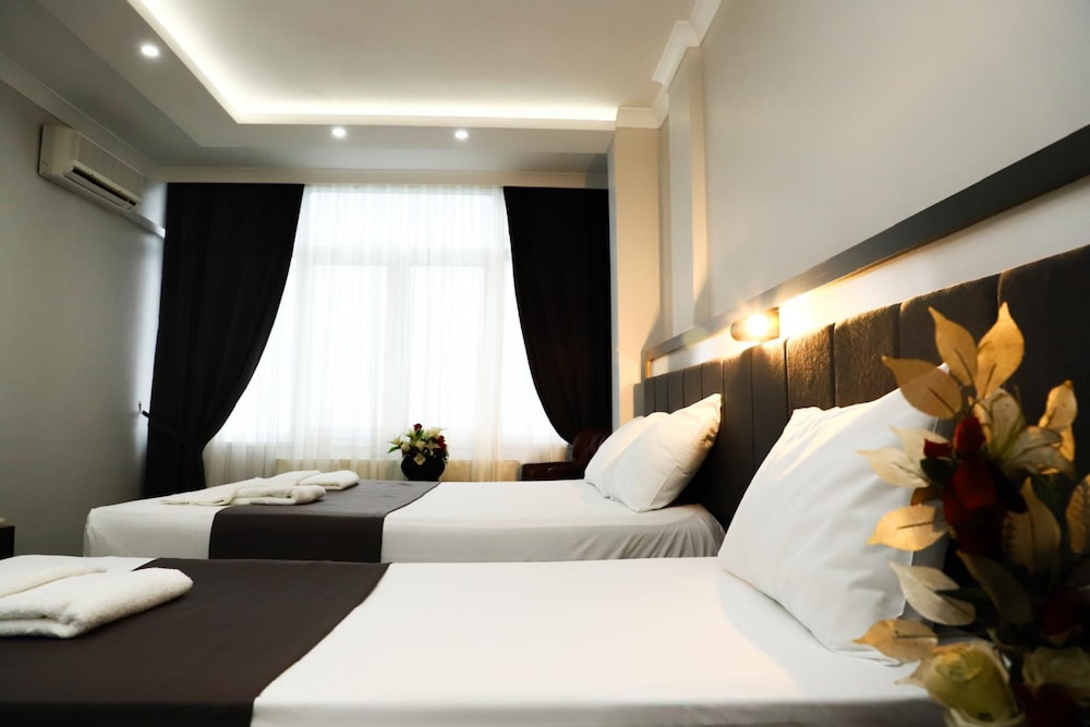 Standard Triple Room, Sea View photo 1