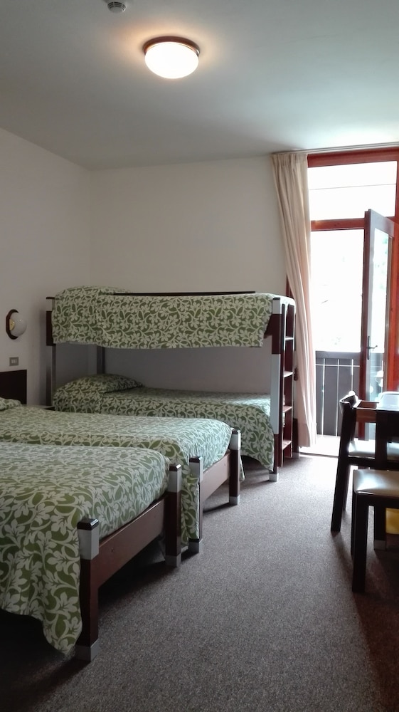 Quadruple Room photo 2