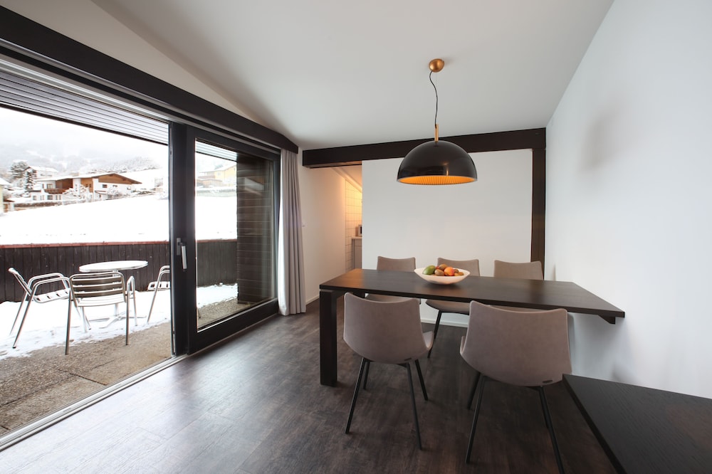 Apartment, 1 Bedroom, Balcony photo 3