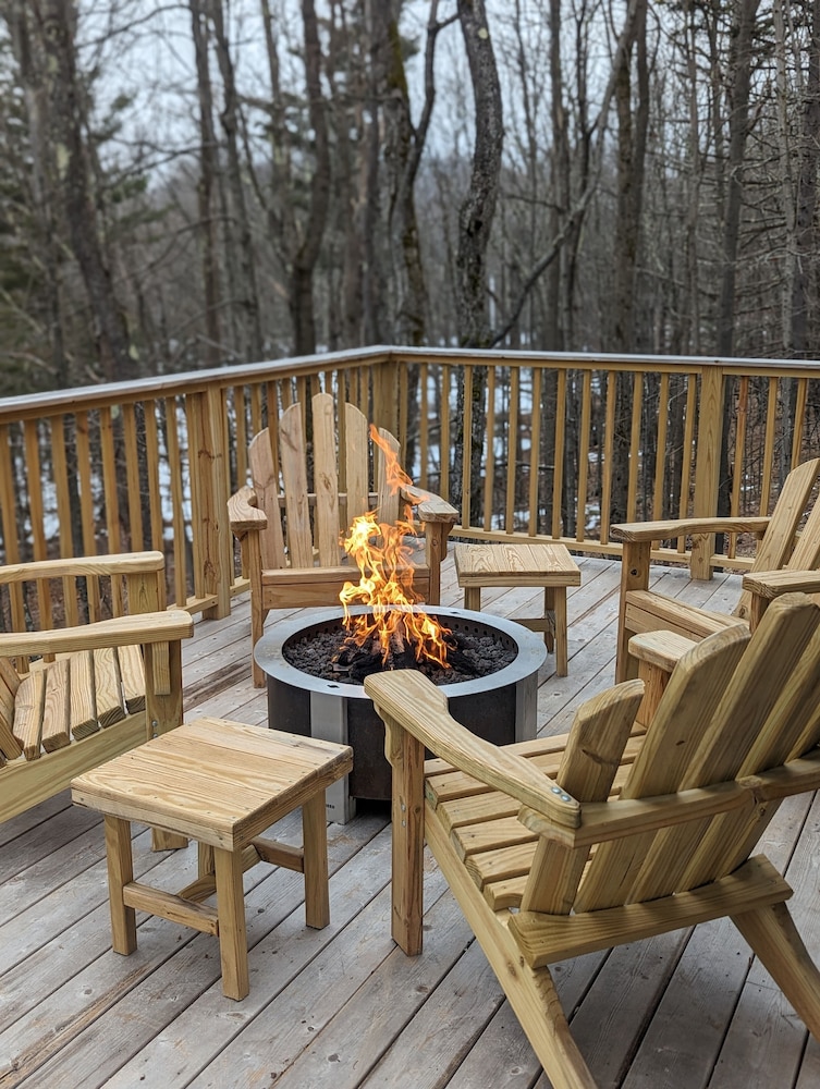 Grand Cabin, Fireplace, Annex Building photo 3