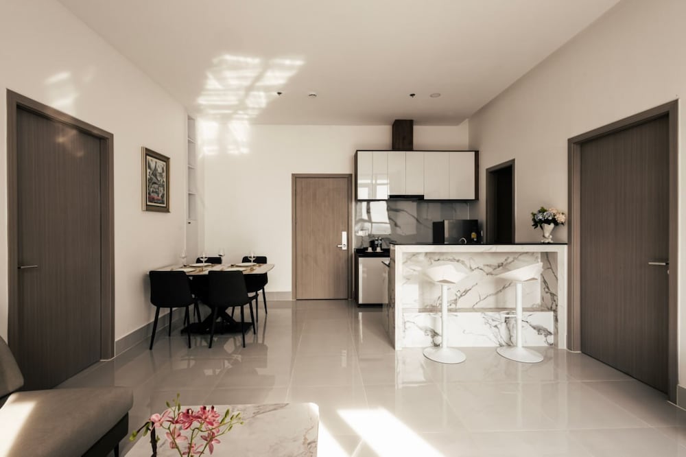 Two-Bedroom Apartment (4 Adults) photo 2