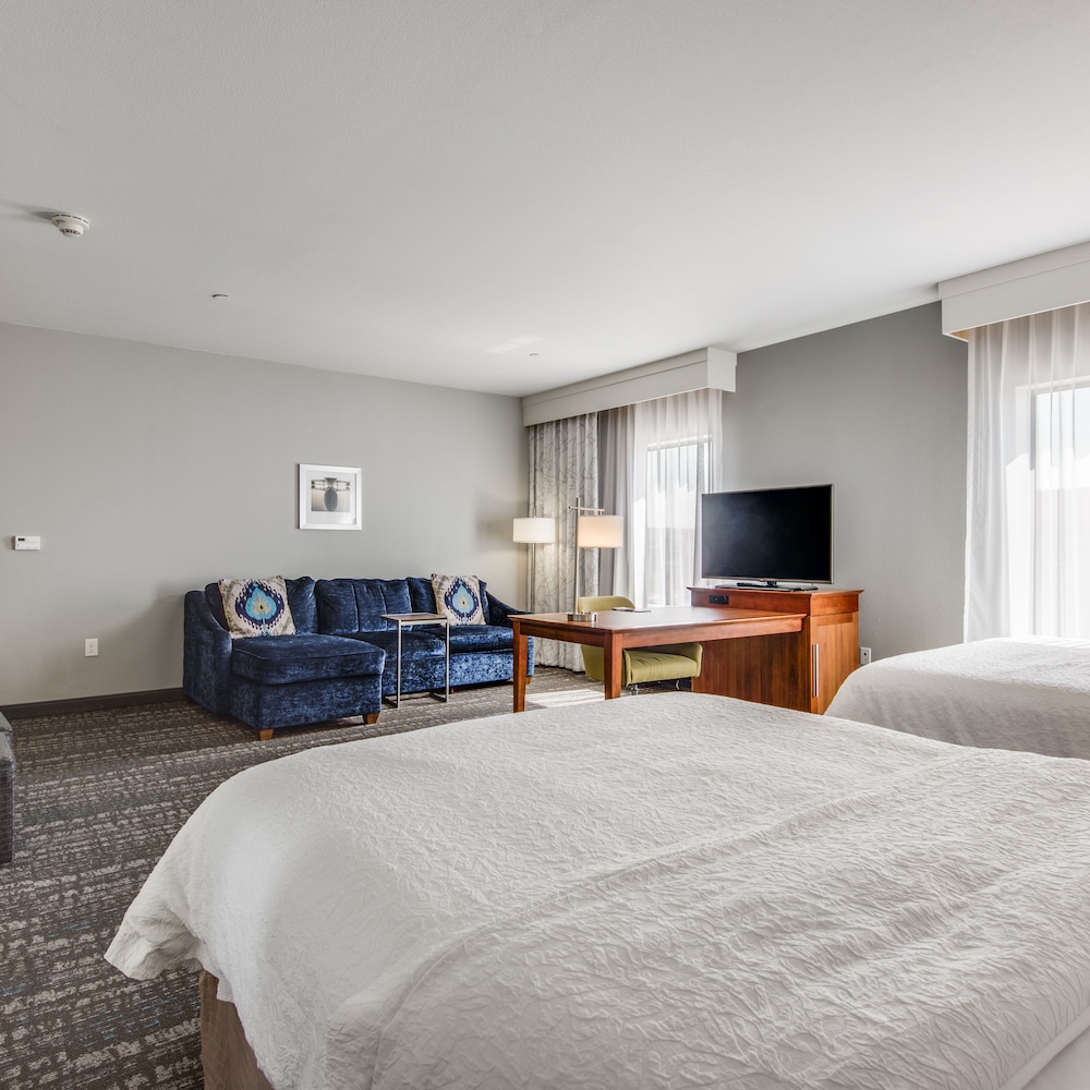 Hampton Inn & Suites Dallas/Ft. Worth Airport South, Photo 6