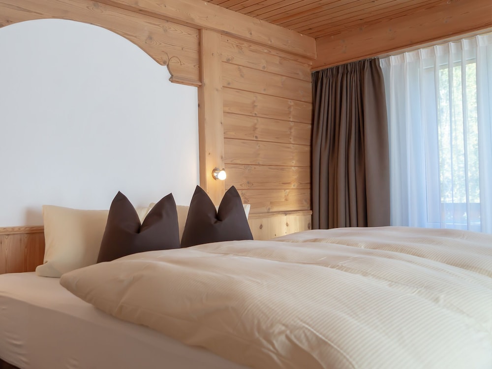Superior Quadruple Room, 1 Double Bed with Sofa bed, Balcony, Mountain View