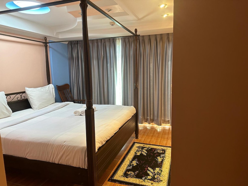 Deluxe Twin Room, 2 Bedrooms photo 2