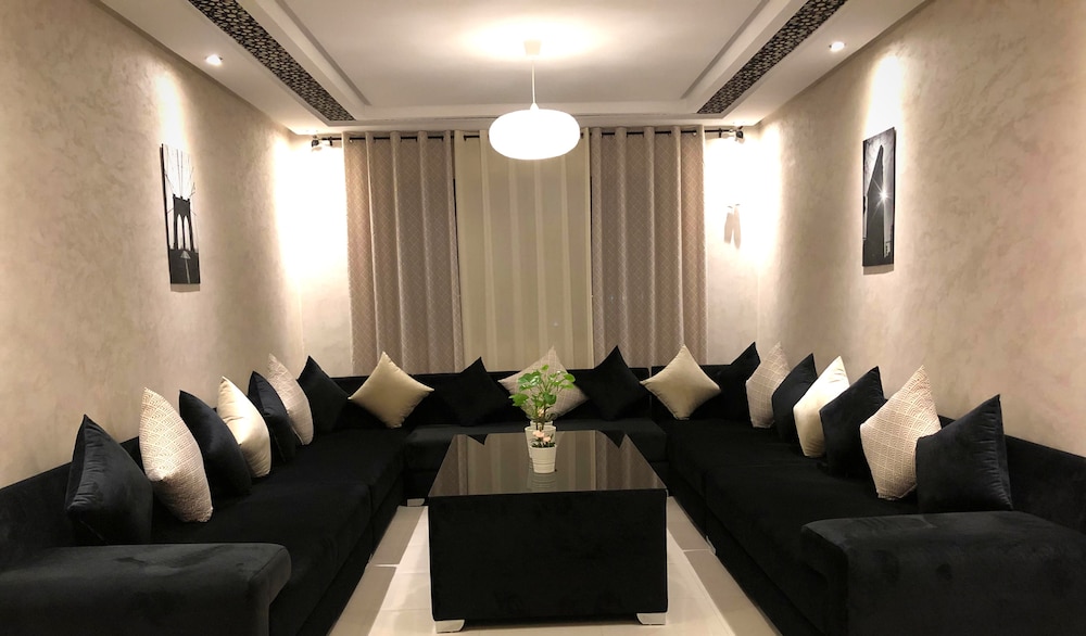 Comfort Apartment, 2 Bedrooms, Kitchen, City View photo 1