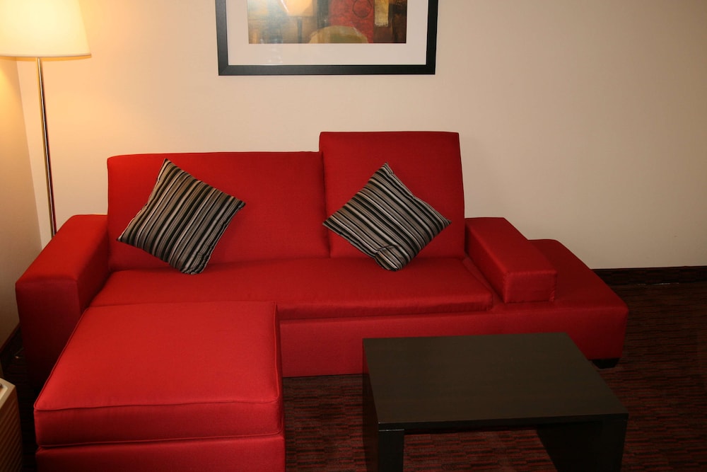 One king studio suite non smoking - Photo 5