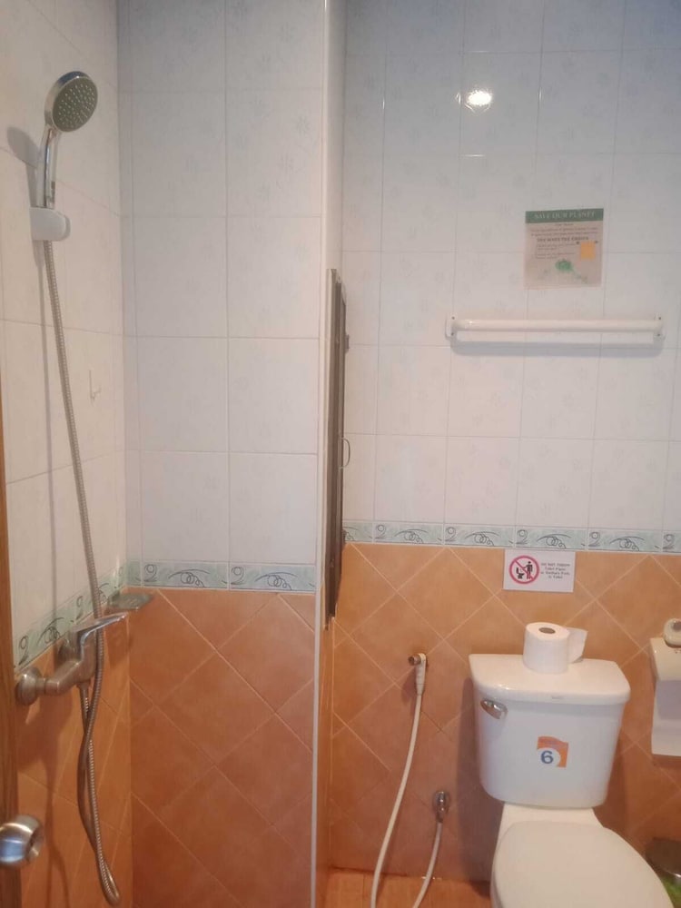 Standard Double Room, 1 Double Bed, Non Smoking - Photo 3