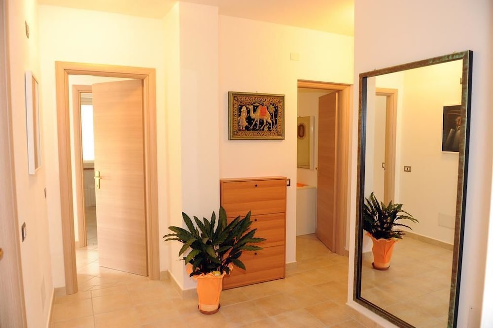 Deluxe Room, Balcony