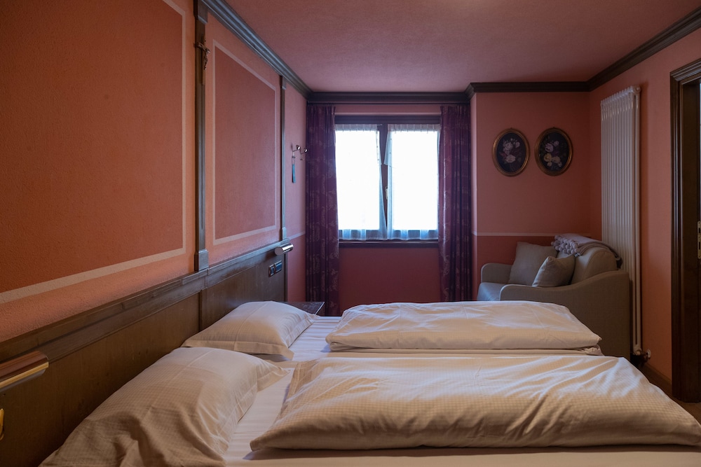 Comfort Double or Twin Room, 1 Bedroom, Private Bathroom