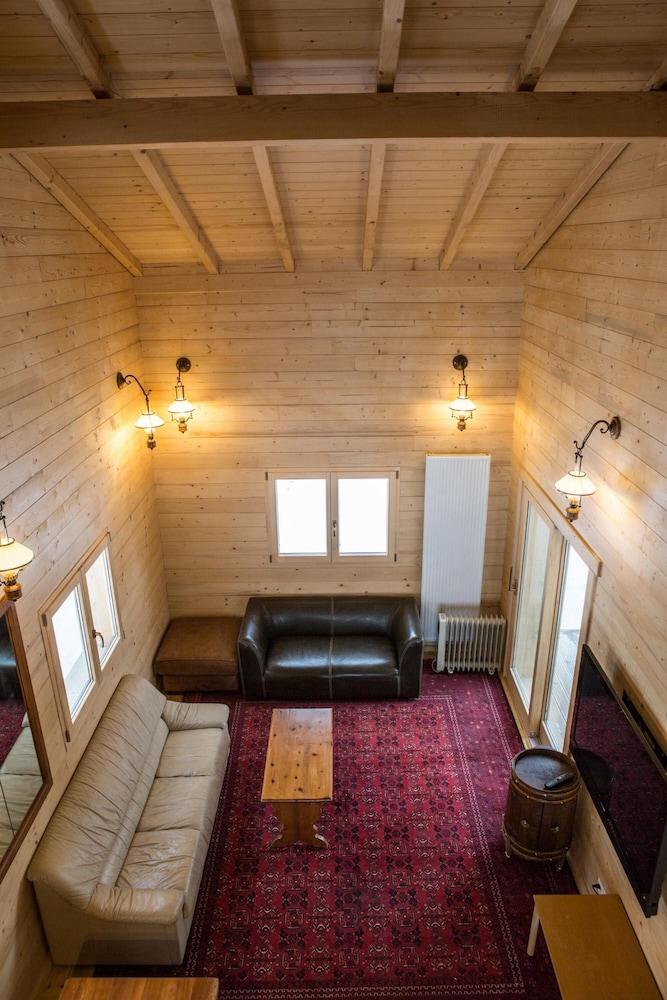 House photo 2