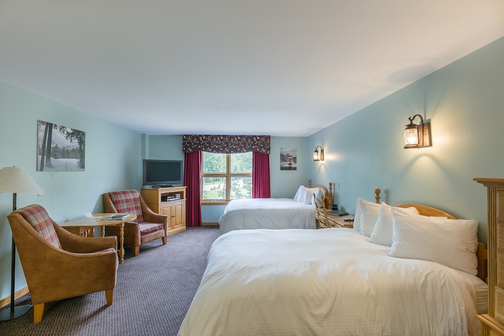 Superior Room, 2 Queen Beds - Photo 2