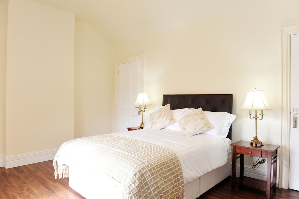 Standard House, 4 Bedrooms, Garden View, Garden Area photo 3