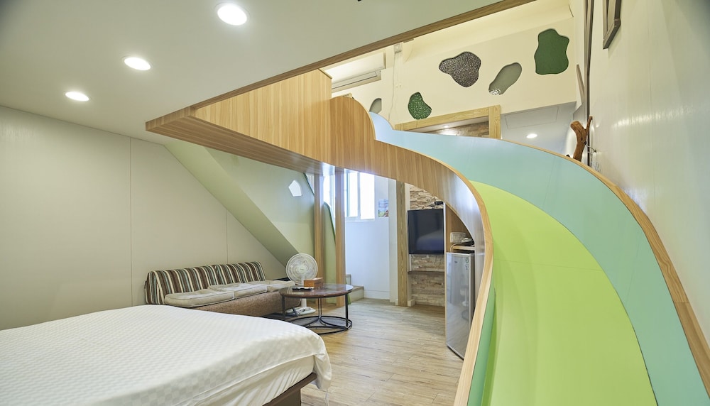 Signature Loft