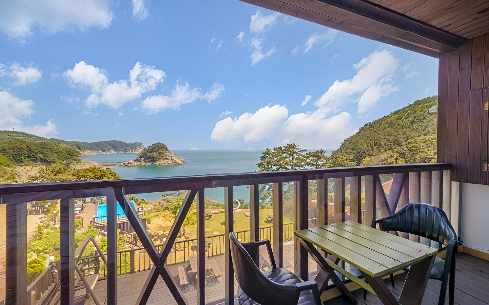 Room (Haedong 201 (Ocean View)) - Photo 4