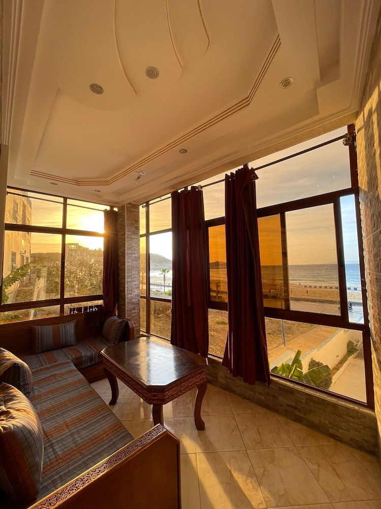 Family Apartment photo 3
