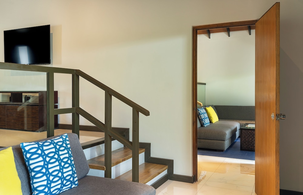 Deluxe Villa, 2 Bedrooms - Photo 3