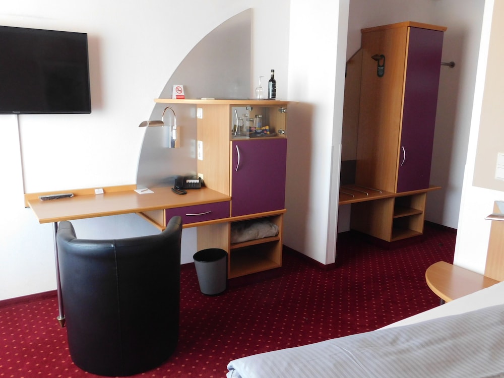 Comfort Single Room, Balcony photo 2