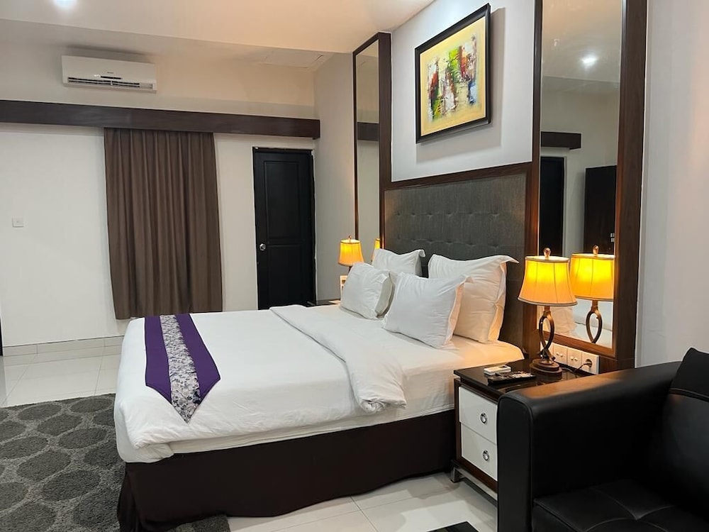 Suite, Garden View photo 3