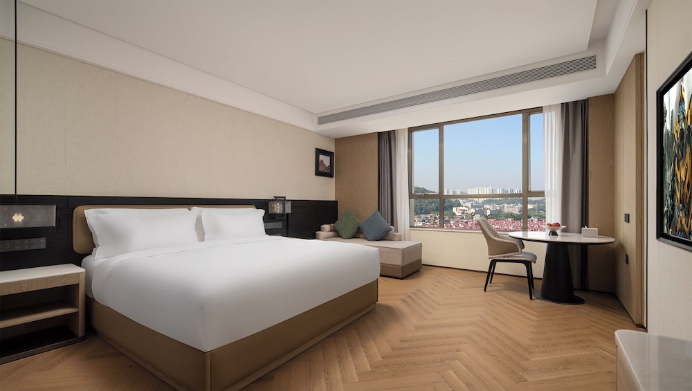 Luxury Double Room, City View