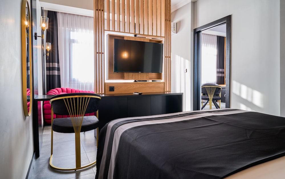 Suite, Sea View