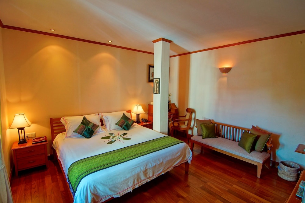 Deluxe Room, 1 Bedroom, Pool View (Shan) photo 2