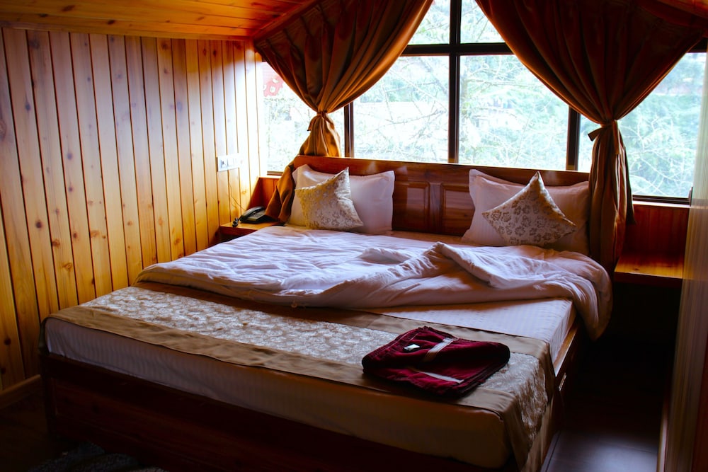Premium Room - Photo 7