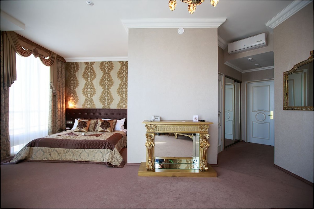 Suite, 1 Bedroom photo 1