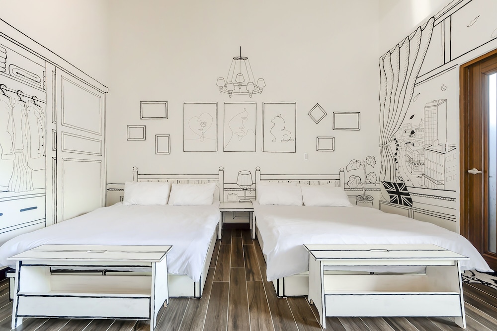 Deluxe Quadruple Room - Photo 13