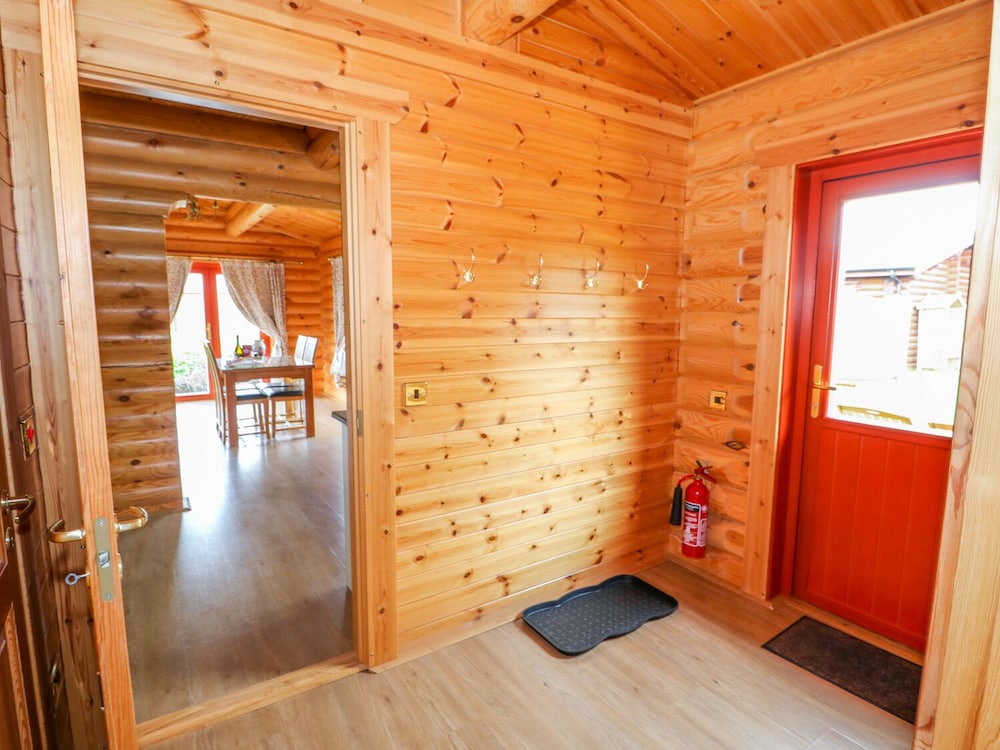 Cottage photo 2