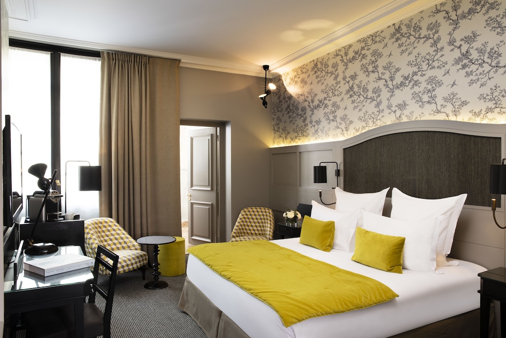 Deluxe Double Room photo 3