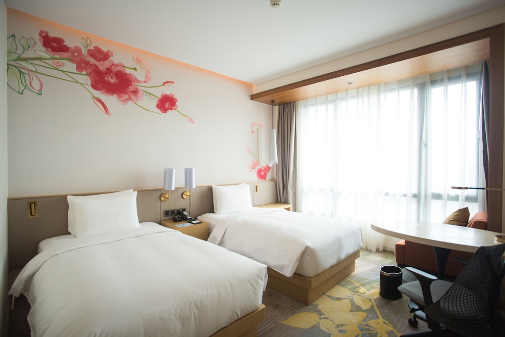 Deluxe Twin Room, Garden View photo 2