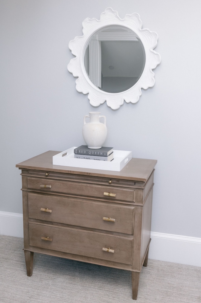 City Room photo 2