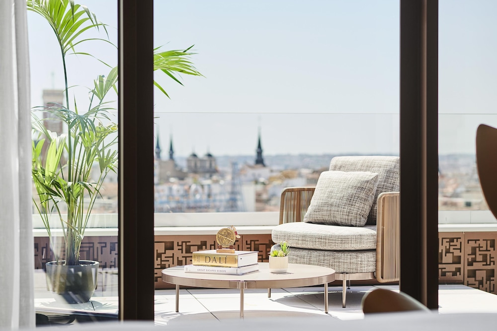 Suite, Terrace