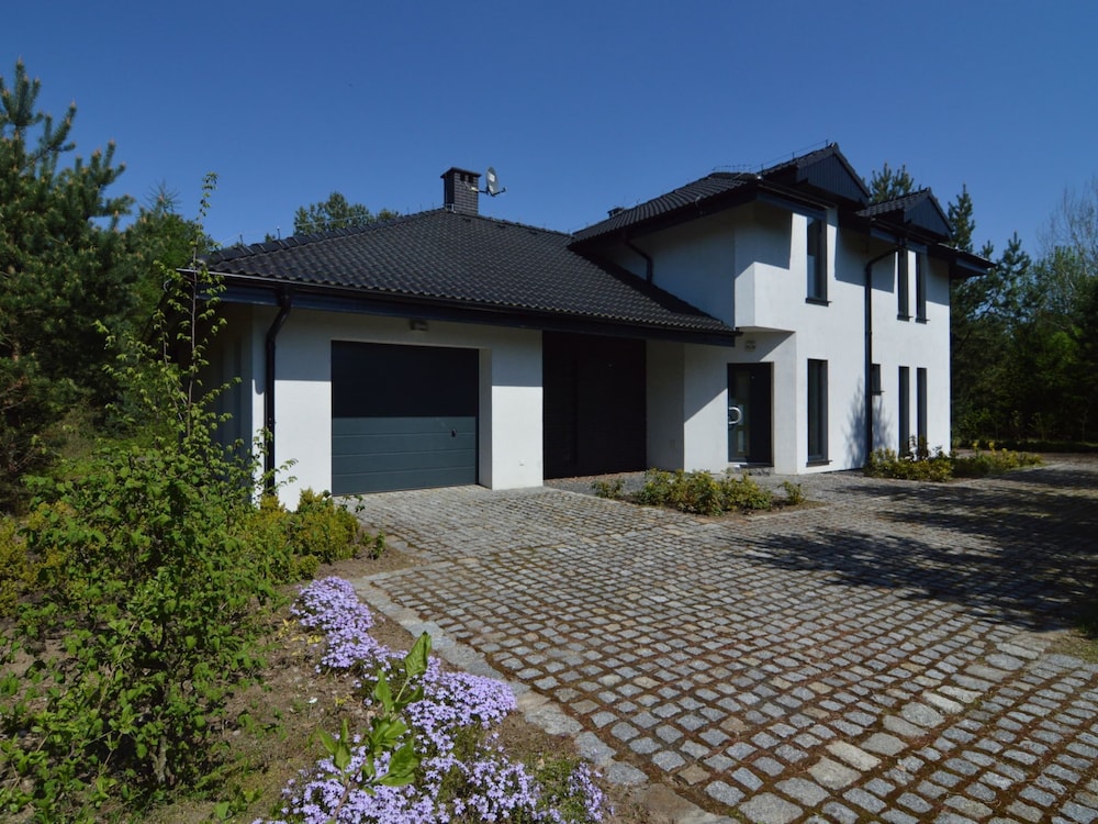 Villa photo 1