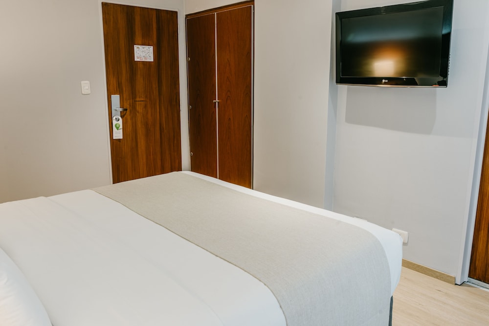 Standard Double Room photo 3